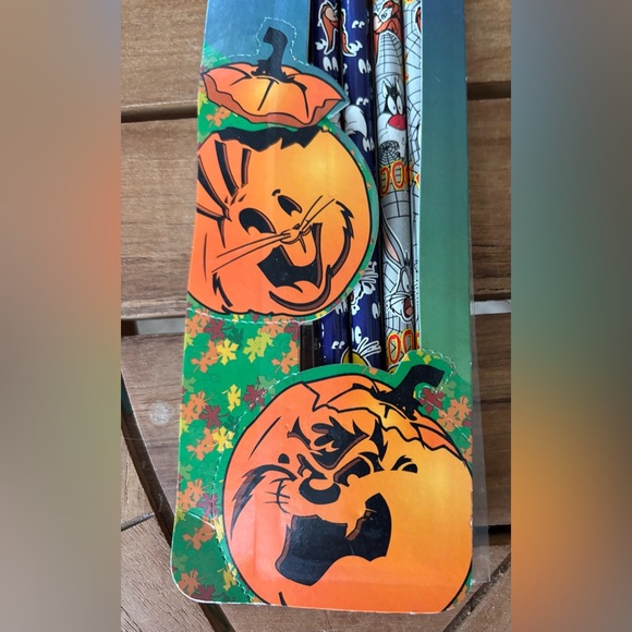 NOS Vintage Halloween Looney Tunes Pencils Warner Bros. 2 Pack New - Picture 2 of 14